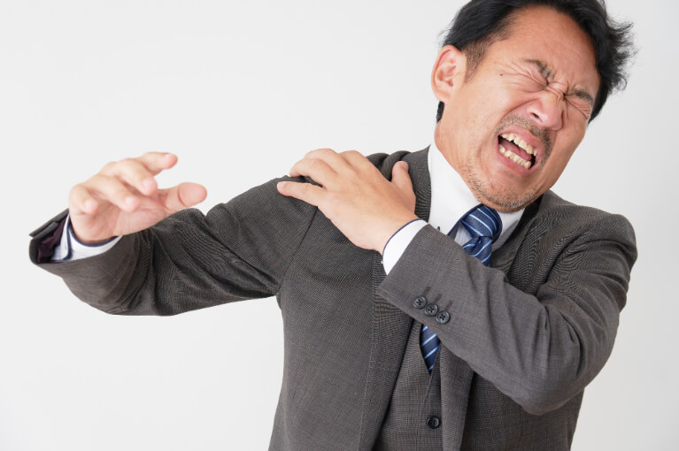 石灰沈着性腱板炎の症状